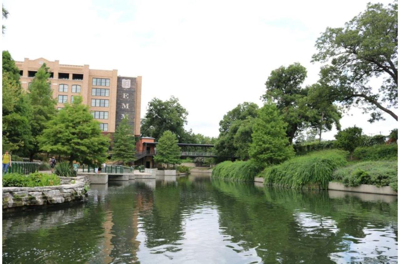 Adorable 2Br Guesthouse Close To Riverwalk And Dt San Antonio Bilik gambar